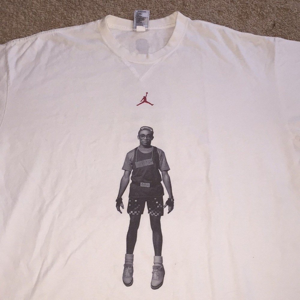 White t-shirt